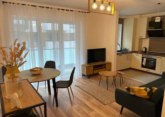 Urban Glow, 2 Bedroom Cosy - Coresi Mall